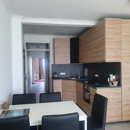 Met 2 Slaapkamers Op Zeedijk Lejlighed Middelkerke